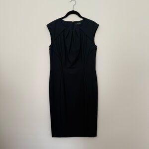 Tahari ASL Navy Suiting Cap-Sleeve Sheath Dress Back Zipper Size 4 Hits at Knee